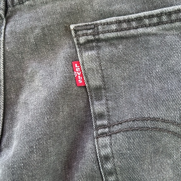Levi Jeans - Picture 5 of 7